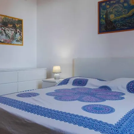 Апартаменти Nuovo Spazioso Trilocale In Collina *