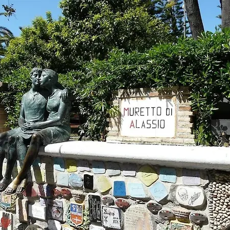 Nuovo Spazioso Trilocale In Collina Appartement