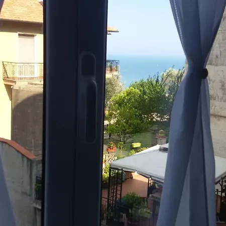 Appartement Nuovo Spazioso Trilocale In Collina